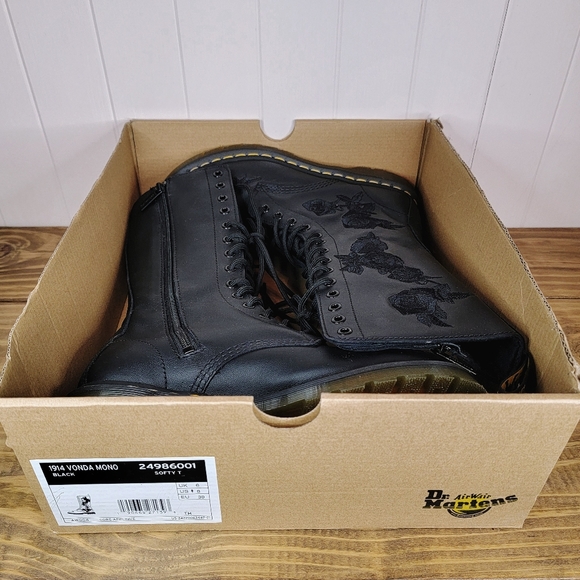 🕊️ *RARE* Dr. Martens Vonda Mono 1914 size 8 - Picture 7 of 8